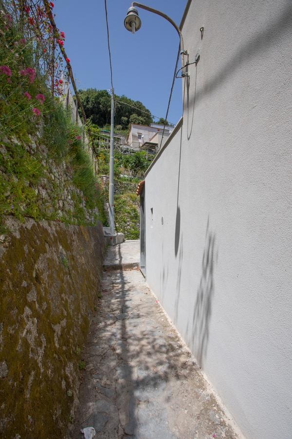 Dame Casa Vacanza Amalfi Eksteriør billede
